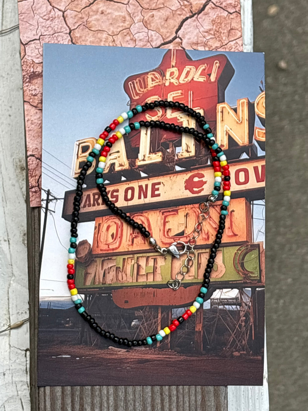 Moonrise Mesa Necklace (Black)